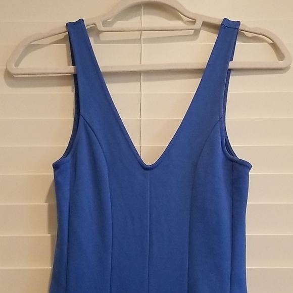 Plunging Back Dress👗 - Picture 2 of 6